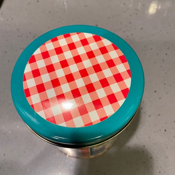 3 Raggedy Ann and Andy vintage tin containers - Picture 8 of 8